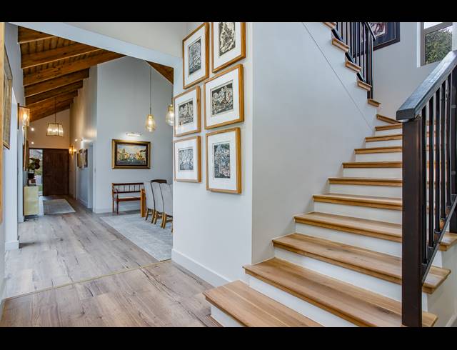 4 BEDROOM FREEHOLD FOR SALE IN LEMOENKLOOF